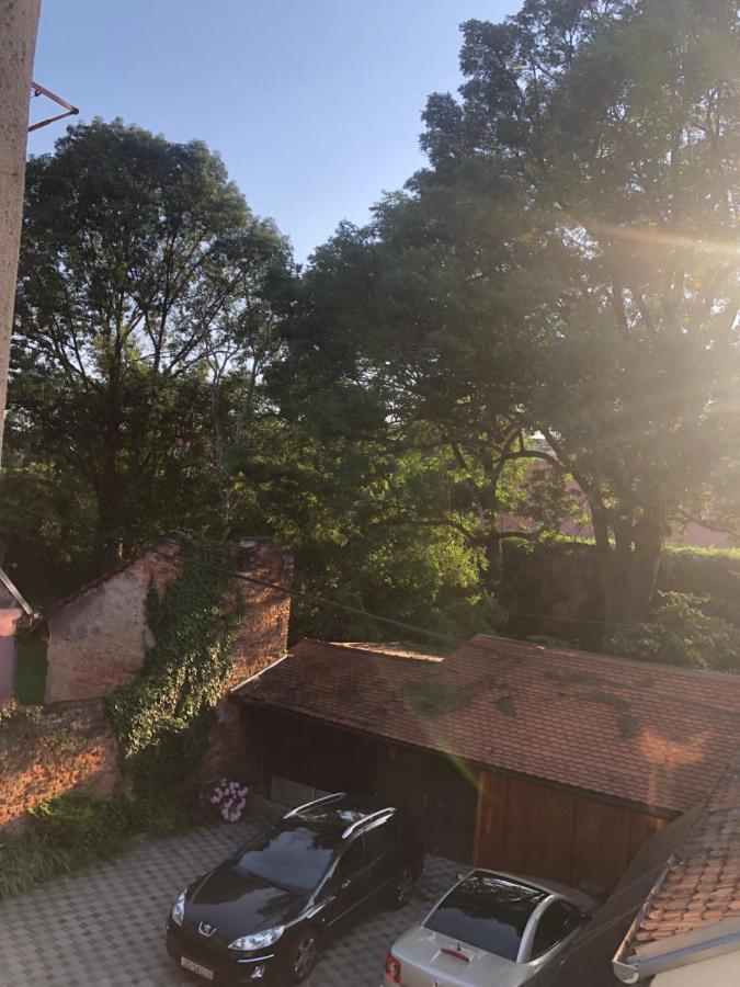 Tiny Cozy Accommodation Zagreb Luaran gambar